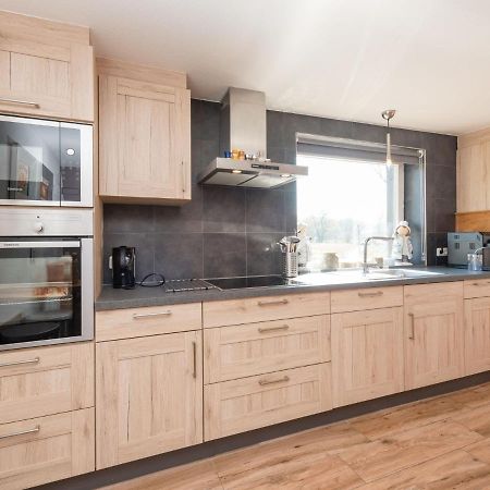 Modern Holiday Home Near River In Amelgatzen Emmerthal 외부 사진