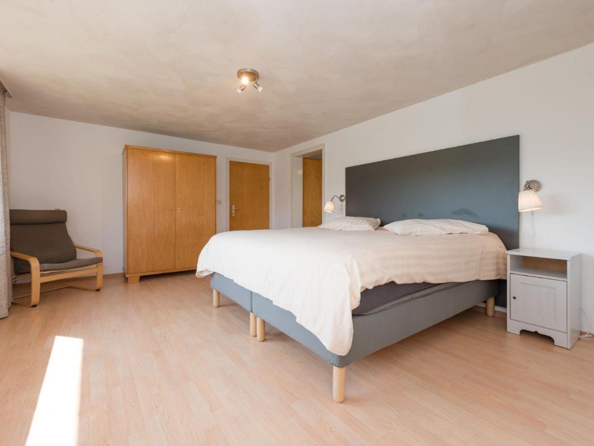 Modern Holiday Home Near River In Amelgatzen Emmerthal 외부 사진